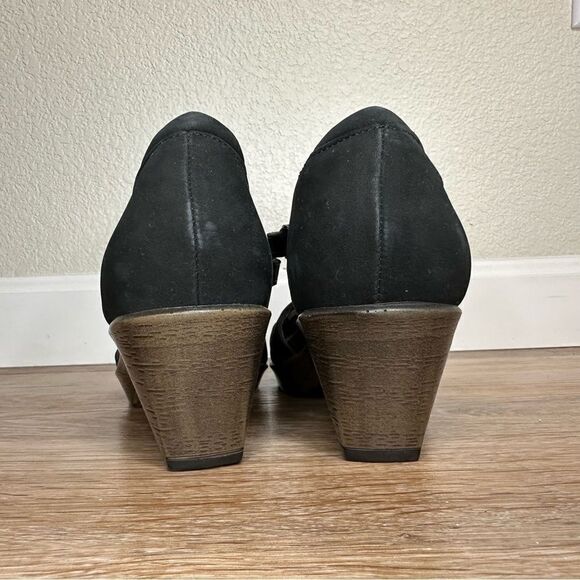 Naot Heel Black Velvet Nubuk Mary Jane Shoes, Size 7 - Picture 8 of 12